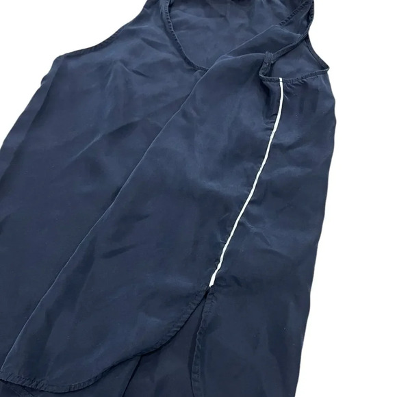 Everlane Navy Elevated Basic Crewneck Silk Rounded Tank Top XS - Picture 2 of 4